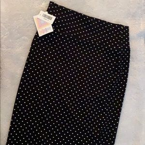 M Black and White Polka Dot LulaRoe Cassie Skirt